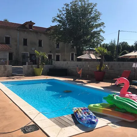Le Moulin Du Chardonnet Bed & Breakfast *